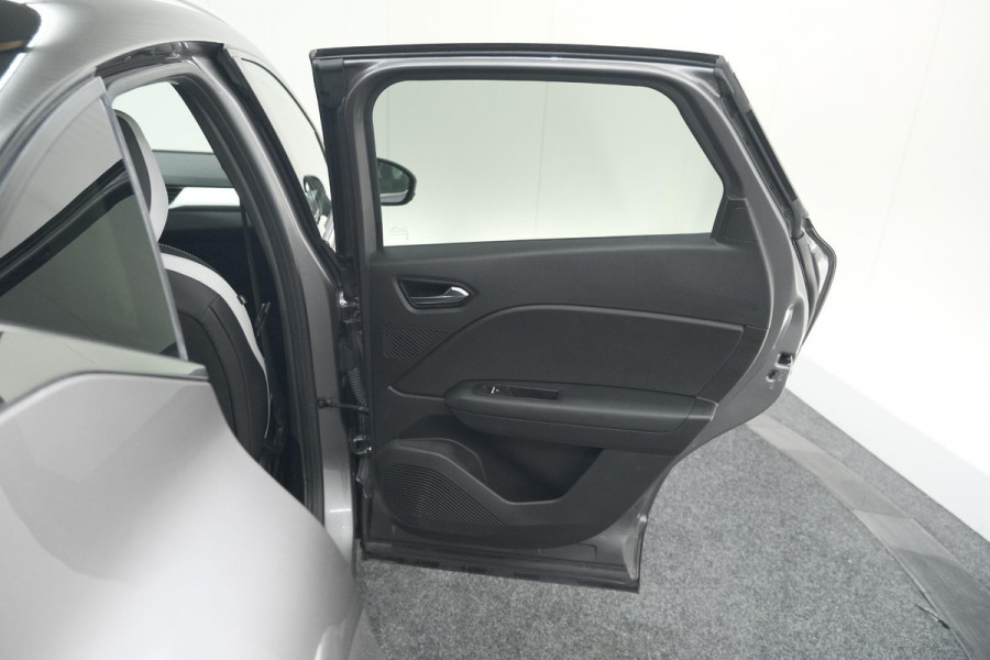 Renault Captur TCe 90 techno | 360 Camera | Navigatie | 9.3 Inch Groot Scherm | Apple Carplay | Parkeersensoren