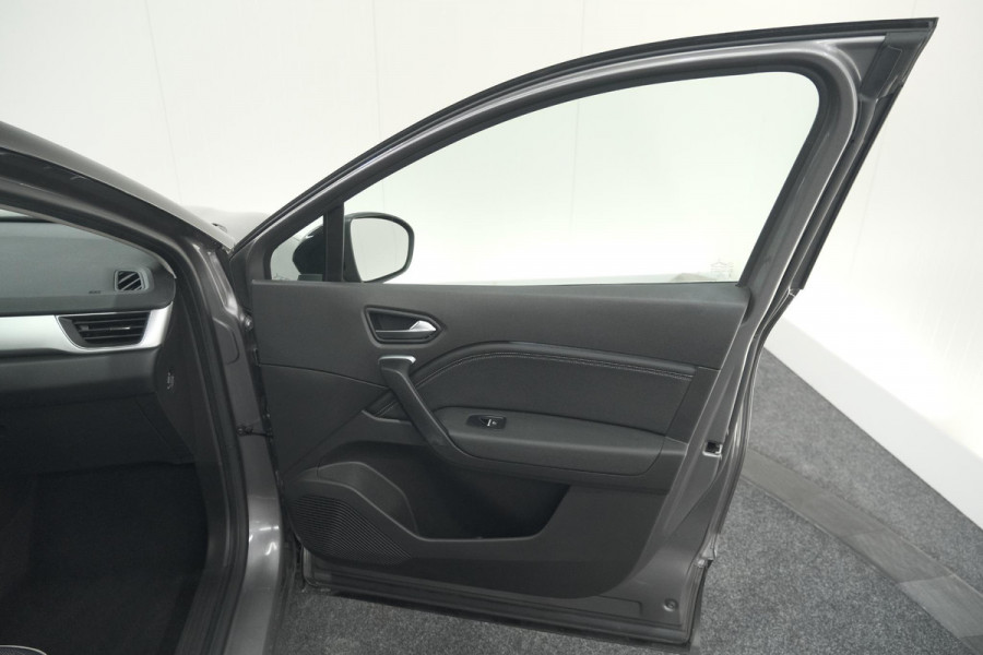 Renault Captur TCe 90 techno | 360 Camera | Navigatie | 9.3 Inch Groot Scherm | Apple Carplay | Parkeersensoren