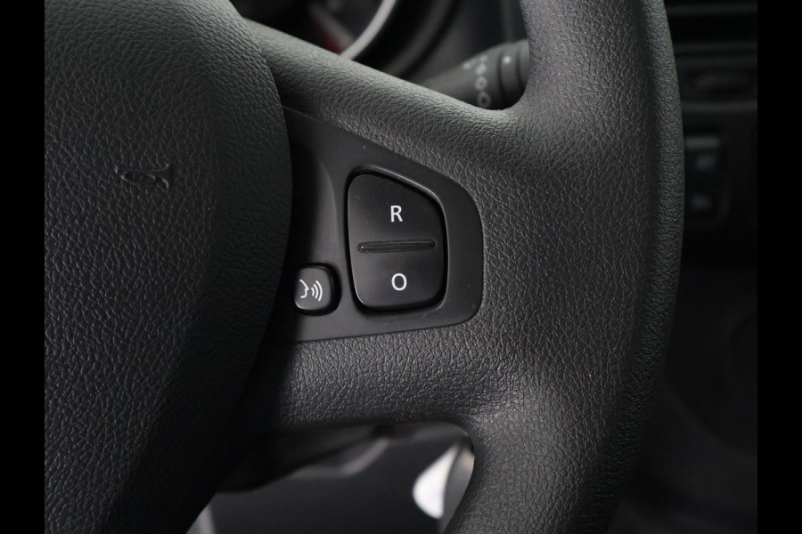 Renault Trafic 2.0 dCi 120 T27 L1H1 Comfort | Navigatie | Cruise Control | Parkeersensoren |