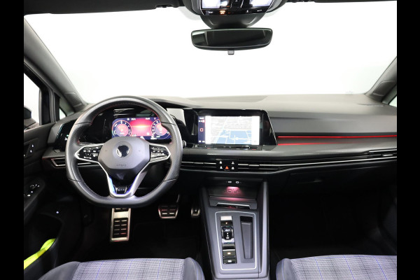 Volkswagen Golf 1.4 eHybrid GTE 245 pk Automaat (DSG) | Navigatie | Panoramadak | Parkeersensoren | Autom. airco (3 zones) | LED koplampen |