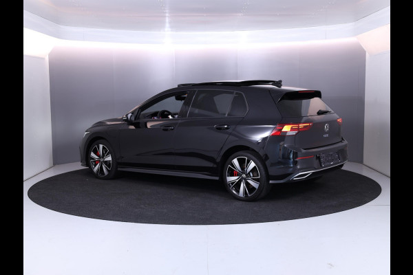 Volkswagen Golf 1.4 eHybrid GTE 245 pk Automaat (DSG) | Navigatie | Panoramadak | Parkeersensoren | Autom. airco (3 zones) | LED koplampen |