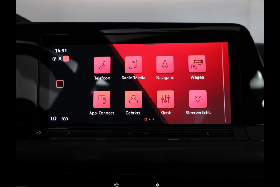 Volkswagen Golf 1.4 eHybrid GTE 245 pk Automaat (DSG) | Navigatie | Panoramadak | Parkeersensoren | Autom. airco (3 zones) | LED koplampen |