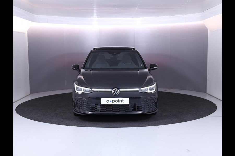 Volkswagen Golf 1.4 eHybrid GTE 245 pk Automaat (DSG) | Navigatie | Panoramadak | Parkeersensoren | Autom. airco (3 zones) | LED koplampen |