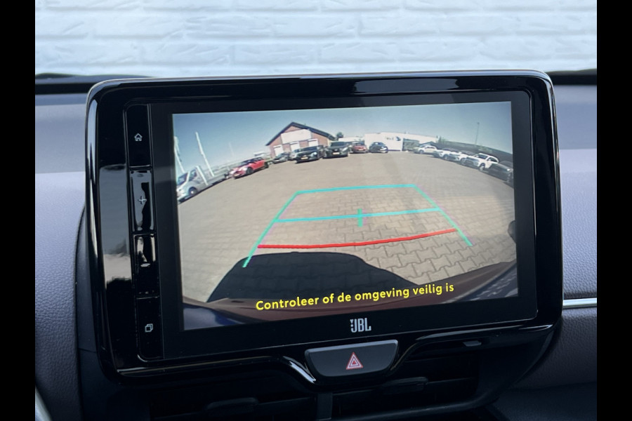 Toyota Yaris Cross 1.5 Hybrid Executive | Pano | Camera | LED | Navi | Carplay | Dodehoek