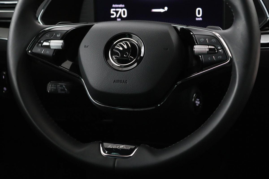 Škoda Superb 1.4 TSI iV Laurin & Klement | Standkachel | Trekhaak | Adaptive cruise | Leder | Sfeerverlichting | Stoel & stuurverwarming | Camera | Carplay | Virtual Cockpit | Achterbankverwarming | PHEV