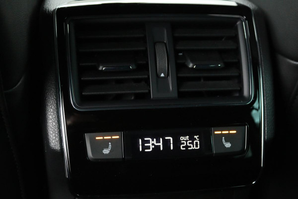 Škoda Superb 1.4 TSI iV Laurin & Klement | Standkachel | Trekhaak | Adaptive cruise | Leder | Sfeerverlichting | Stoel & stuurverwarming | Camera | Carplay | Virtual Cockpit | Achterbankverwarming | PHEV