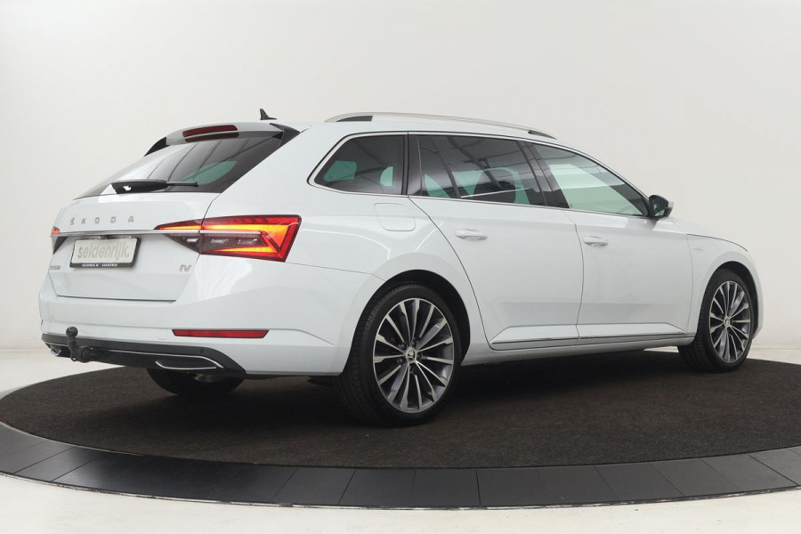 Škoda Superb 1.4 TSI iV Laurin & Klement | Standkachel | Trekhaak | Adaptive cruise | Leder | Sfeerverlichting | Stoel & stuurverwarming | Camera | Carplay | Virtual Cockpit | Achterbankverwarming | PHEV