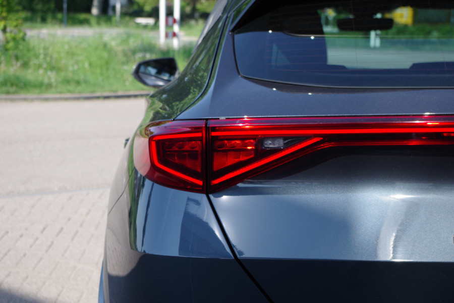 CUPRA Formentor 1.4 e-Hybrid 204 PK Adrenaline PHEV, LED, Adap. Cruise Control, Stoelverwarming