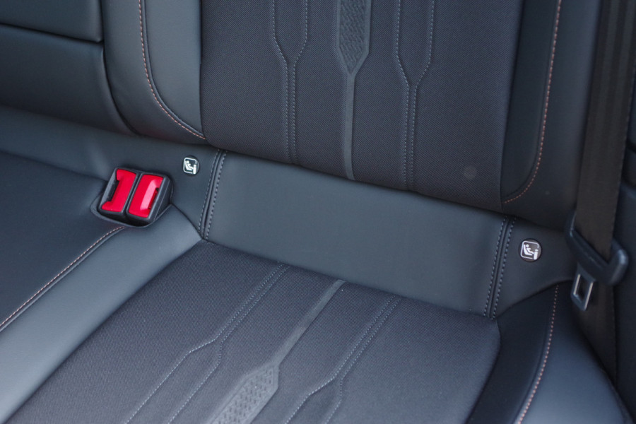 CUPRA Formentor 1.4 e-Hybrid 204 PK Adrenaline PHEV, LED, Adap. Cruise Control, Stoelverwarming