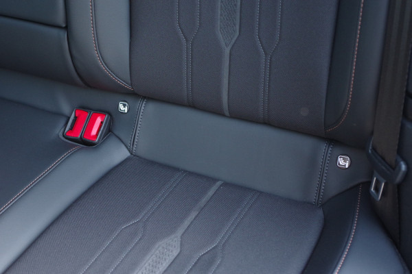 CUPRA Formentor 1.4 e-Hybrid 204 PK Adrenaline PHEV, LED, Adap. Cruise Control, Stoelverwarming