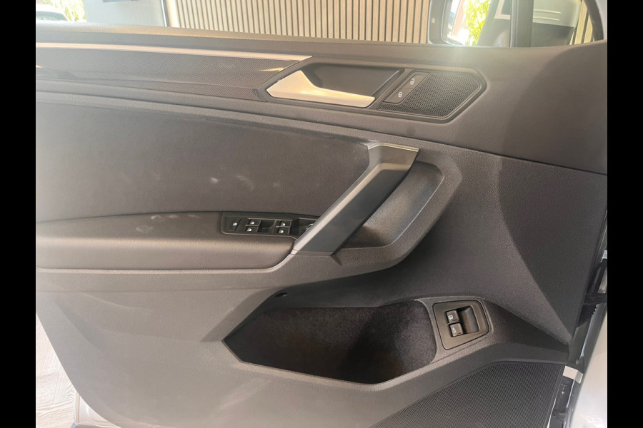 Volkswagen Tiguan 1.4 TSI eHybrid 245PK PLUG IN DSG NAVI CAMERA CARPLAY IQ LIGHT PDC