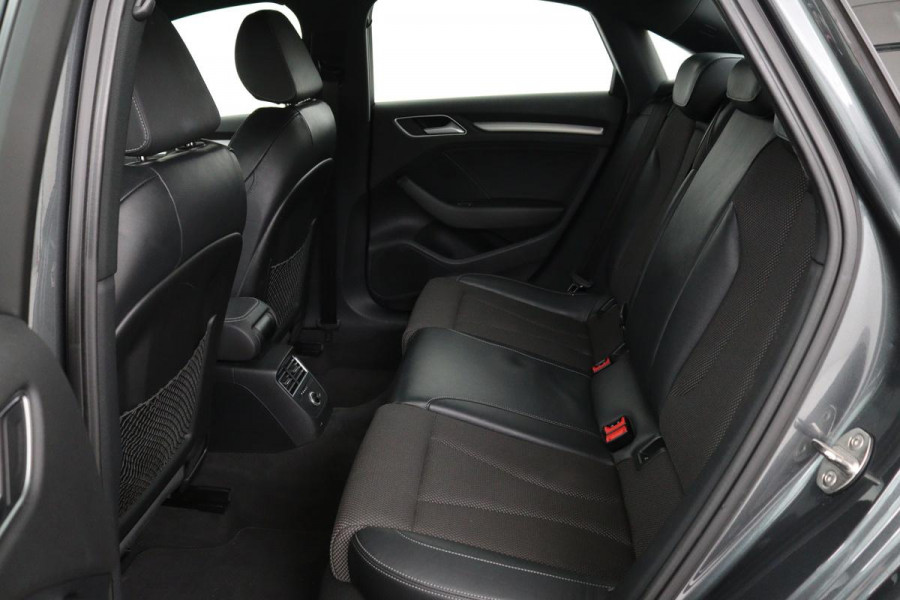 Audi A3 1.0 TFSI Sport S Line Edition | Half leder | Sportstoelen | Full LED | Climate control | Navigatie | Cruise control | Parkeerhulp | Bluetooth