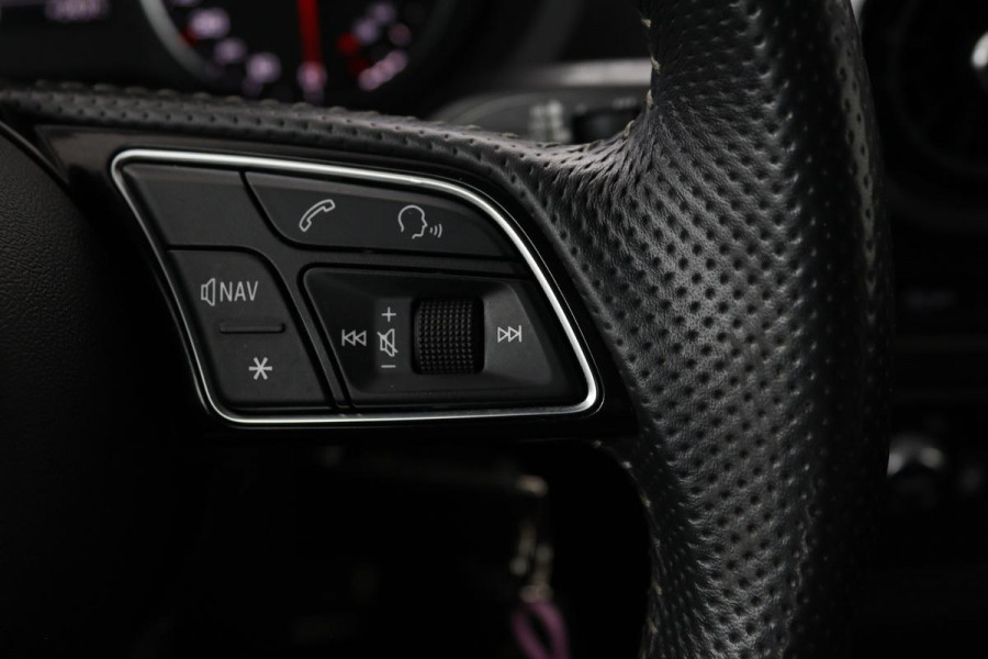 Audi A3 1.0 TFSI Sport S Line Edition | Half leder | Sportstoelen | Full LED | Climate control | Navigatie | Cruise control | Parkeerhulp | Bluetooth