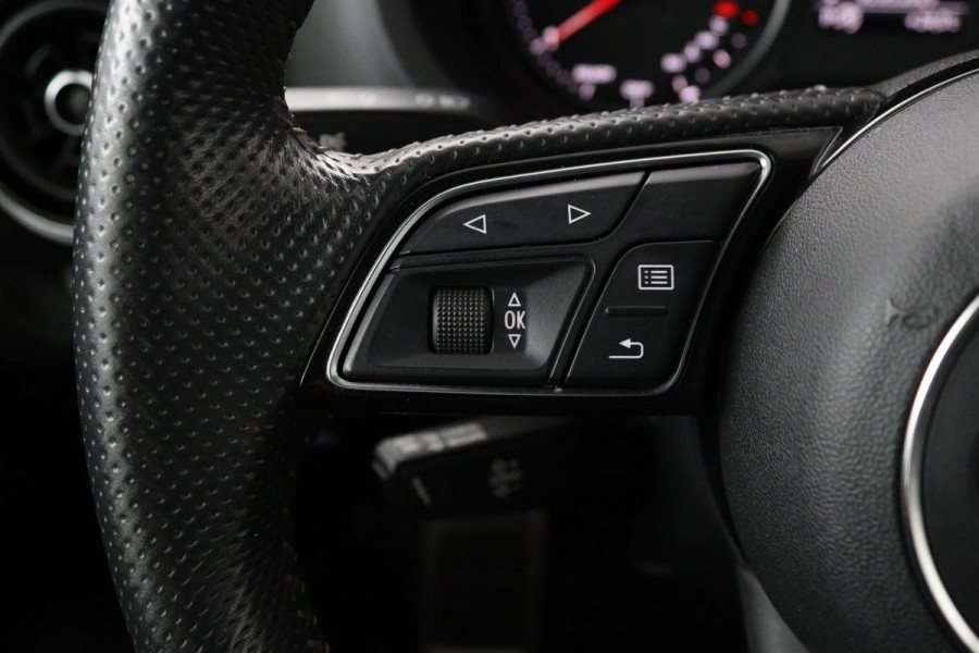 Audi A3 1.0 TFSI Sport S Line Edition | Half leder | Sportstoelen | Full LED | Climate control | Navigatie | Cruise control | Parkeerhulp | Bluetooth