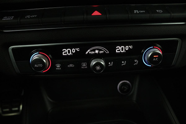 Audi A3 1.0 TFSI Sport S Line Edition | Half leder | Sportstoelen | Full LED | Climate control | Navigatie | Cruise control | Parkeerhulp | Bluetooth