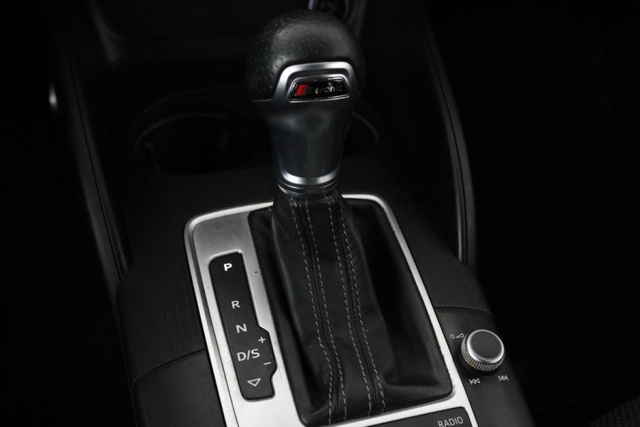 Audi A3 1.0 TFSI Sport S Line Edition | Half leder | Sportstoelen | Full LED | Climate control | Navigatie | Cruise control | Parkeerhulp | Bluetooth