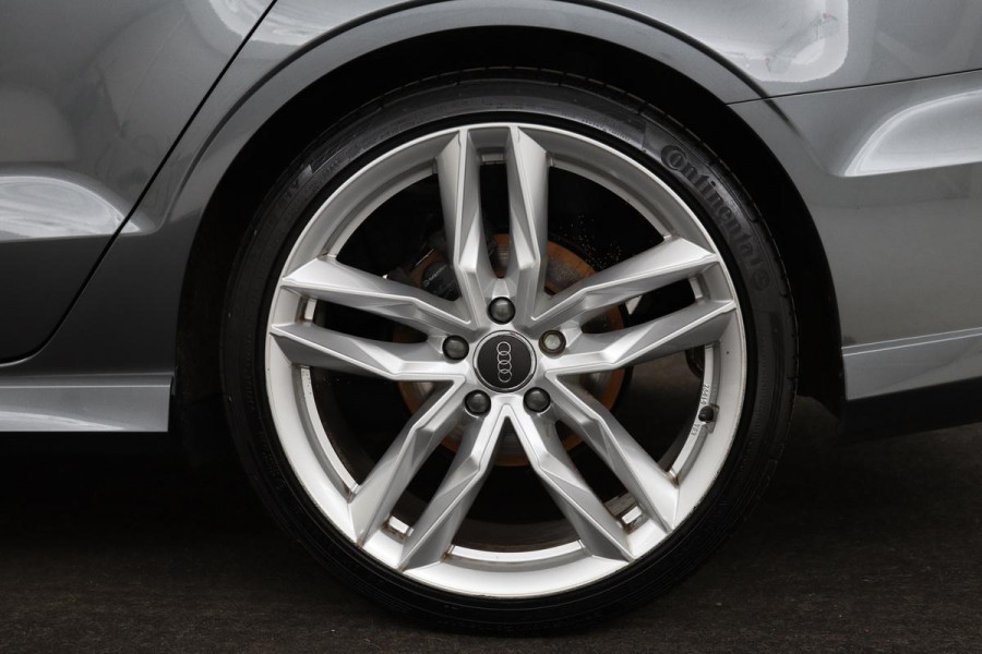 Audi A3 1.0 TFSI Sport S Line Edition | Half leder | Sportstoelen | Full LED | Climate control | Navigatie | Cruise control | Parkeerhulp | Bluetooth