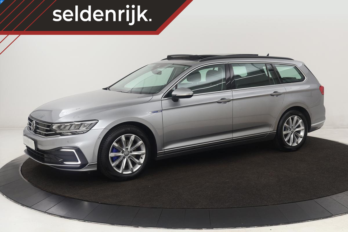 Volkswagen Passat 1.4 TSI PHEV GTE | Panoramadak | Stoelverwarming | Matrix LED | Carplay | Adaptive cruise | Navigatie | Camera | Side Assist | Climate control Volkswagen Passat 1.4 TSI PHEV GTE | Panoramadak | Stoelverwarming | Matrix LED | Carplay | Adaptive cruise | Navigatie | Camera | Side Assist | Climate control