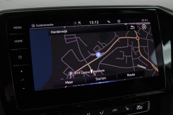 Volkswagen Passat 1.4 TSI PHEV GTE | Panoramadak | Stoelverwarming | Matrix LED | Carplay | Adaptive cruise | Navigatie | Camera | Side Assist | Climate control
