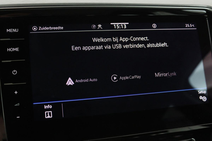Volkswagen Passat 1.4 TSI PHEV GTE | Panoramadak | Stoelverwarming | Matrix LED | Carplay | Adaptive cruise | Navigatie | Camera | Side Assist | Climate control