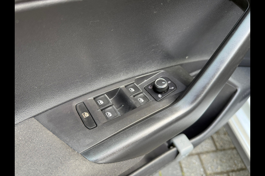 Volkswagen Polo 1.0 TSI Highline Business R - Virt.Cockpit - Navi - Camera - Org.NL