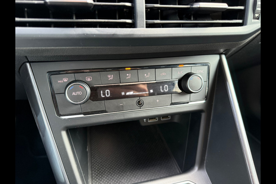 Volkswagen Polo 1.0 TSI Highline Business R - Virt.Cockpit - Navi - Camera - Org.NL