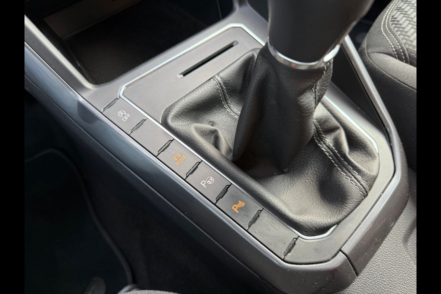 Volkswagen Polo 1.0 TSI Highline Business R - Virt.Cockpit - Navi - Camera - Org.NL