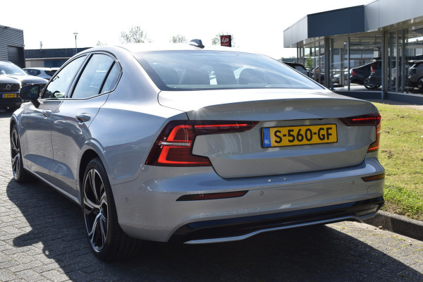 Volvo S60 Recharge T6 AWD Plus Dark H&K | ACC | 360 camera | Sportstoelen | Blis | Stuurverwarming | Stoelverwarming
