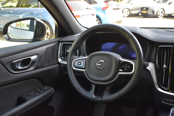 Volvo S60 Recharge T6 AWD Plus Dark H&K | ACC | 360 camera | Sportstoelen | Blis | Stuurverwarming | Stoelverwarming