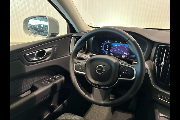 Volvo XC60 T6 Aut. Essential Bright Parkeercamera Cruise Control 405pk