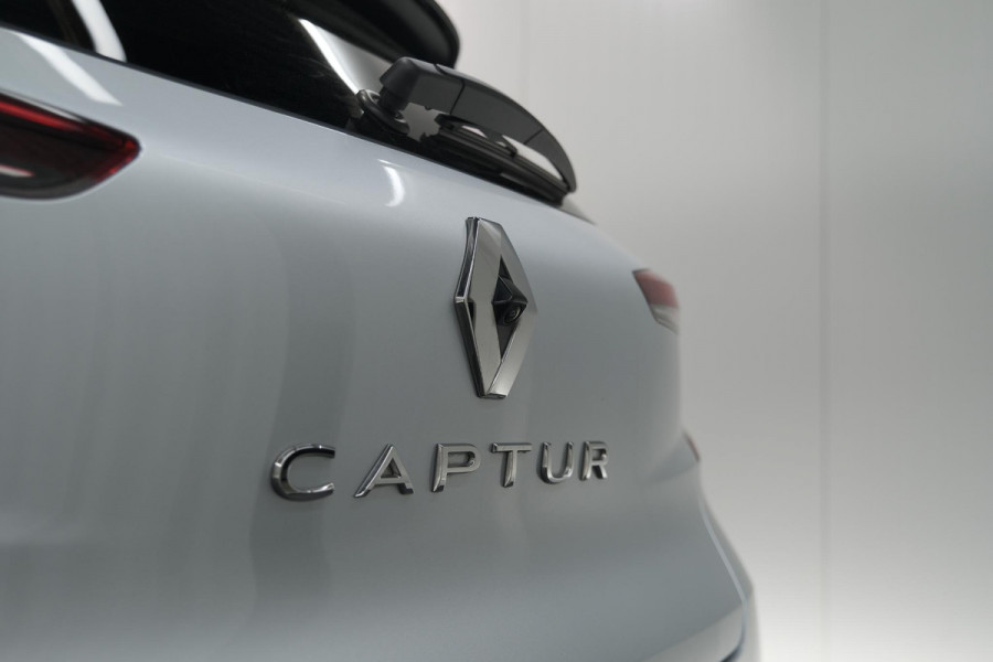 Renault Captur Mild Hybrid 140 EDC Techno | Camera | Navigatie | Apple Carplay | Parkeersensoren