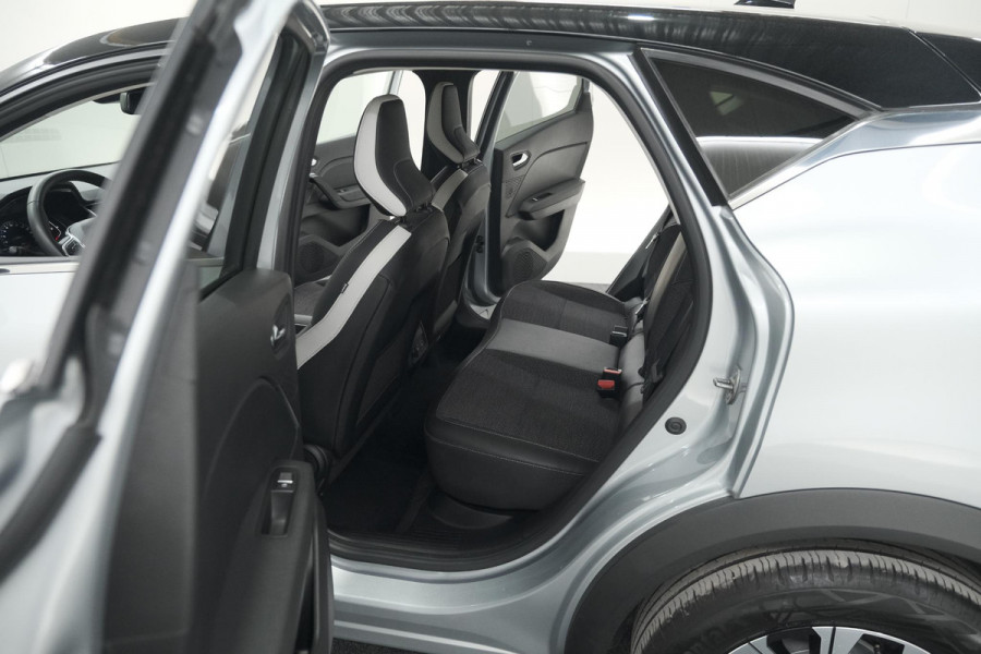Renault Captur Mild Hybrid 140 EDC Techno | Camera | Navigatie | Apple Carplay | Parkeersensoren