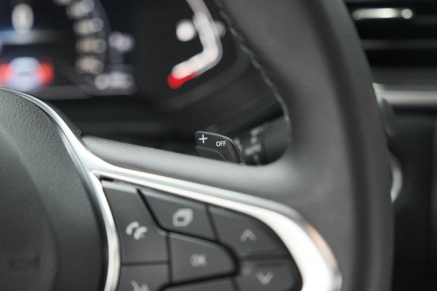 Renault Captur Mild Hybrid 140 EDC Techno | Camera | Navigatie | Apple Carplay | Parkeersensoren