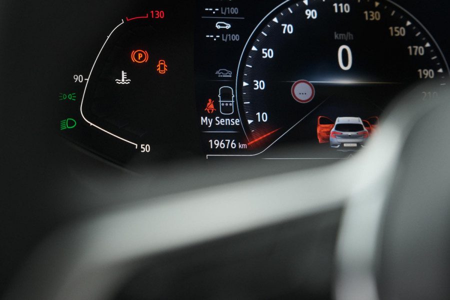 Renault Captur Mild Hybrid 140 EDC Techno | Camera | Navigatie | Apple Carplay | Parkeersensoren