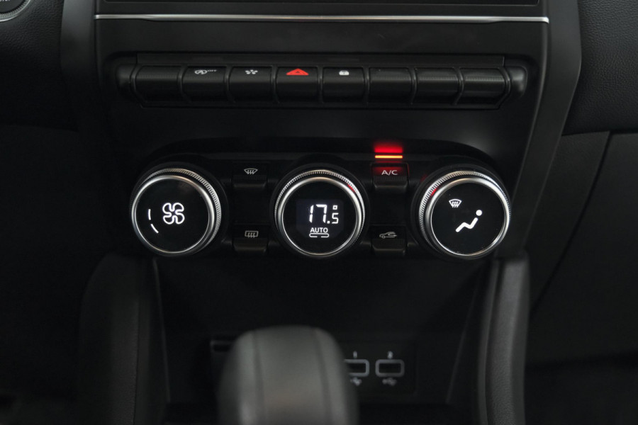 Renault Captur Mild Hybrid 140 EDC Techno | Camera | Navigatie | Apple Carplay | Parkeersensoren
