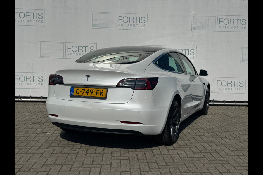 Tesla Model 3 Standard RWD Plus 60 kWh |NL AUTO | CAMERA | LEDER | PANO ! 2DE PINKSTERDAG GEOPEND VAN 10:00 UUR T/M 17:00 UUR