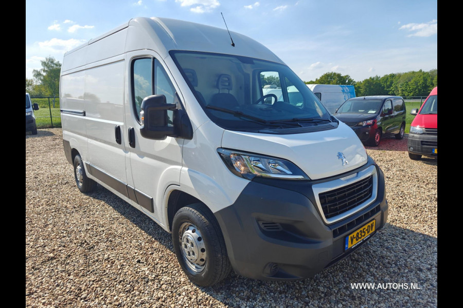 Peugeot Boxer 330 2.0 BlueHDI L2H2 Pro , Apk april 2026 , 1e Eig , Euro 6 , Lage km , nette bus.Airco cruise
