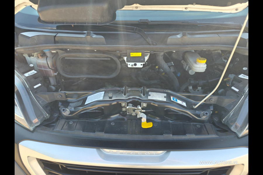 Peugeot Boxer 330 2.0 BlueHDI L2H2 Pro , Apk april 2026 , 1e Eig , Euro 6 , Lage km , nette bus.Airco cruise