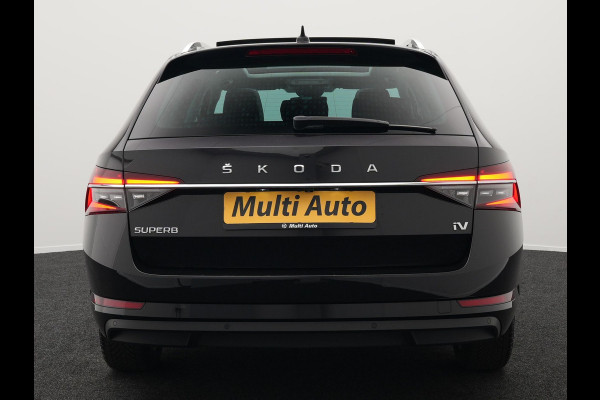 Škoda Superb Combi 1.4 TSI iV Business Edition Plug In Hybrid 218pk PHEV | Panodak | Lederen Sportstoelen Memory & Ventilatie | Adaptive Cruise | Crystal LED | 360 Camera | Navigatie | Apple Carplay | Virtual | DAB | Sfeerverlichting |