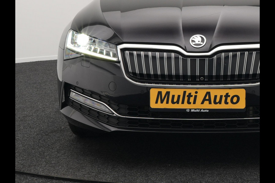 Škoda Superb Combi 1.4 TSI iV Business Edition Plug In Hybrid 218pk PHEV | Panodak | Lederen Sportstoelen Memory & Ventilatie | Adaptive Cruise | Crystal LED | 360 Camera | Navigatie | Apple Carplay | Virtual | DAB | Sfeerverlichting |