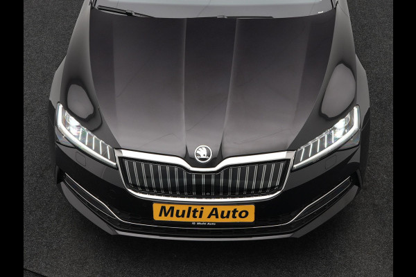 Škoda Superb Combi 1.4 TSI iV Business Edition Plug In Hybrid 218pk PHEV | Panodak | Lederen Sportstoelen Memory & Ventilatie | Adaptive Cruise | Crystal LED | 360 Camera | Navigatie | Apple Carplay | Virtual | DAB | Sfeerverlichting |
