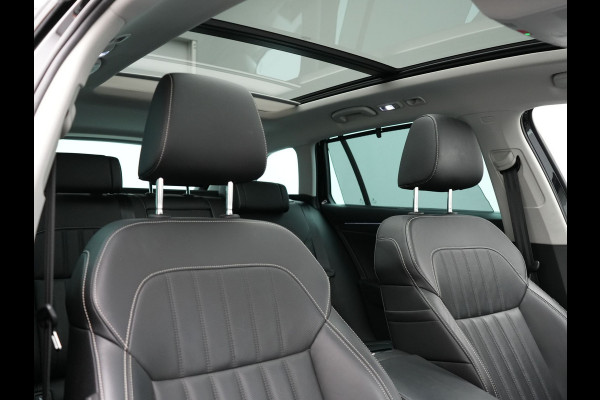 Škoda Superb Combi 1.4 TSI iV Business Edition Plug In Hybrid 218pk PHEV | Panodak | Lederen Sportstoelen Memory & Ventilatie | Adaptive Cruise | Crystal LED | 360 Camera | Navigatie | Apple Carplay | Virtual | DAB | Sfeerverlichting |