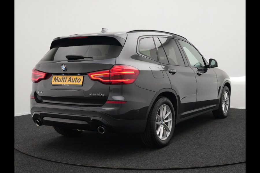 BMW X3 xDrive30e Plug In Hybrid 293pk Dealer O.H. PHEV | Sportstoelen Verwarmd | Navigatie | Apple Carplay | Camera | DAB | Virtual | Stuurwiel Verwarmd | Climate Control | Cruise Control |
