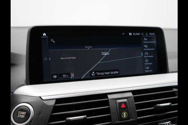 BMW X3 xDrive30e Plug In Hybrid 293pk Dealer O.H. PHEV | Sportstoelen Verwarmd | Navigatie | Apple Carplay | Camera | DAB | Virtual | Stuurwiel Verwarmd | Climate Control | Cruise Control |