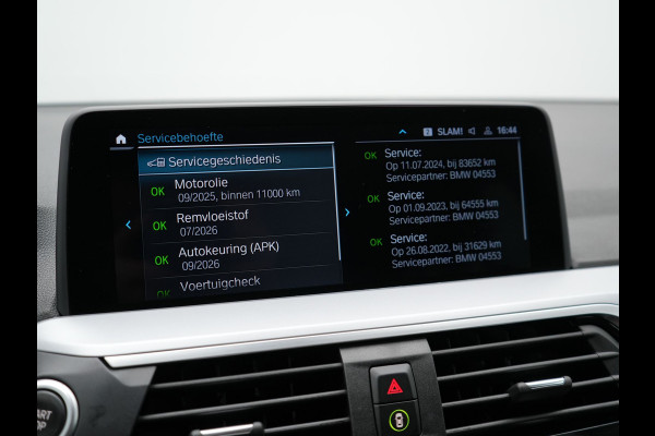 BMW X3 xDrive30e Plug In Hybrid 293pk Dealer O.H. PHEV | Sportstoelen Verwarmd | Navigatie | Apple Carplay | Camera | DAB | Virtual | Stuurwiel Verwarmd | Climate Control | Cruise Control |