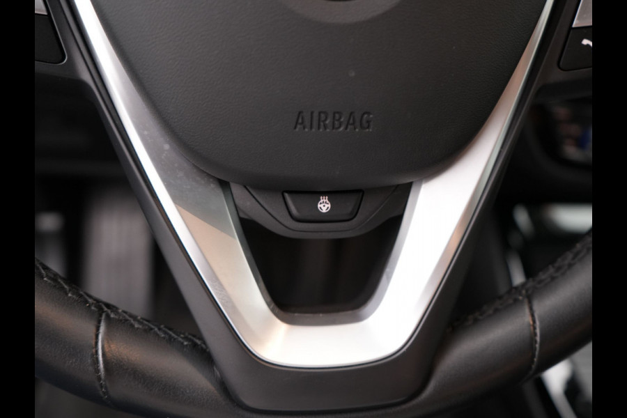BMW X3 xDrive30e Plug In Hybrid 293pk Dealer O.H. PHEV | Sportstoelen Verwarmd | Navigatie | Apple Carplay | Camera | DAB | Virtual | Stuurwiel Verwarmd | Climate Control | Cruise Control |