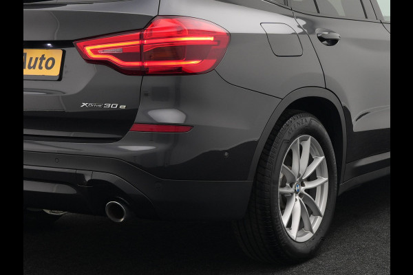 BMW X3 xDrive30e Plug In Hybrid 293pk Dealer O.H. PHEV | Sportstoelen Verwarmd | Navigatie | Apple Carplay | Camera | DAB | Virtual | Stuurwiel Verwarmd | Climate Control | Cruise Control |