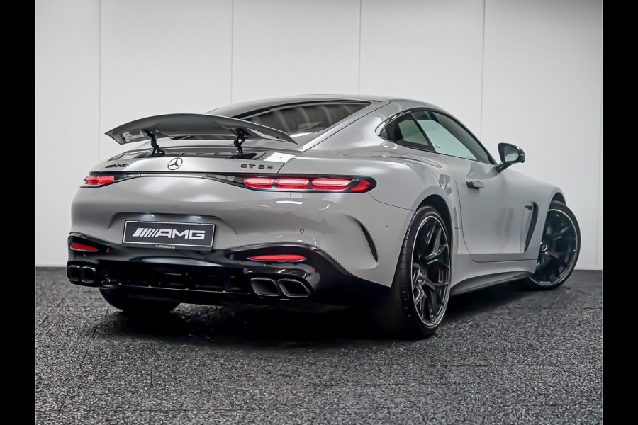 Mercedes-Benz AMG GT AMG 63 4MATIC+ | Lift | Alpingrijs | Carbon pakket