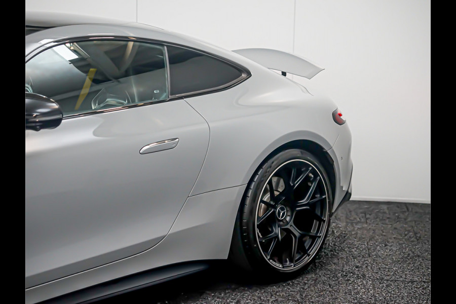 Mercedes-Benz AMG GT AMG 63 4MATIC+ | Lift | Alpingrijs | Carbon pakket