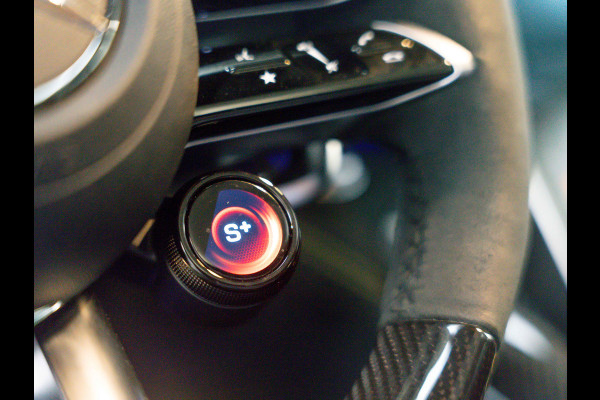 Mercedes-Benz AMG GT AMG 63 4MATIC+ | Lift | Alpingrijs | Carbon pakket